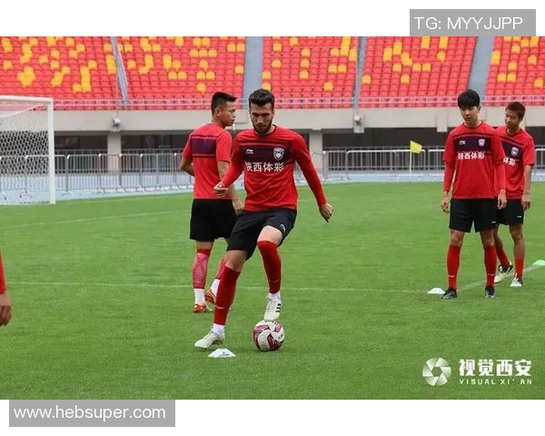 赛后分析：北京足球队与西安足球队在比赛中的战术灵活性对比